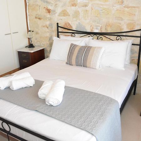 Aretousa Residence In Naoussa, Paros Esterno foto
